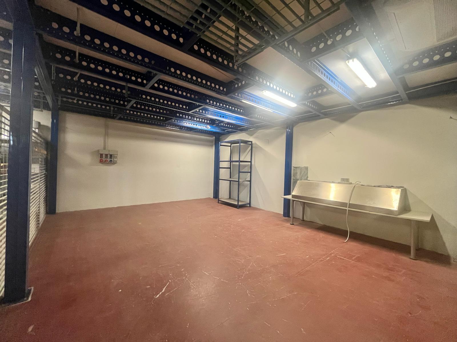 Tipologia Immobile: appartamento uso ufficio Provincia: roma Comune: roma Località: case rosse - sette camini Indirizzo: Via Giacomo Peroni
