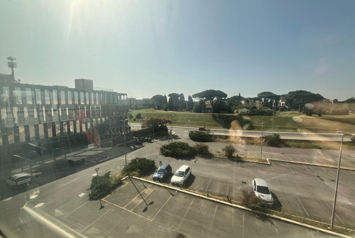Tipologia Immobile: appartamento uso ufficio Provincia: roma Comune: roma Località: case rosse - sette camini Indirizzo: Via Giacomo Peroni