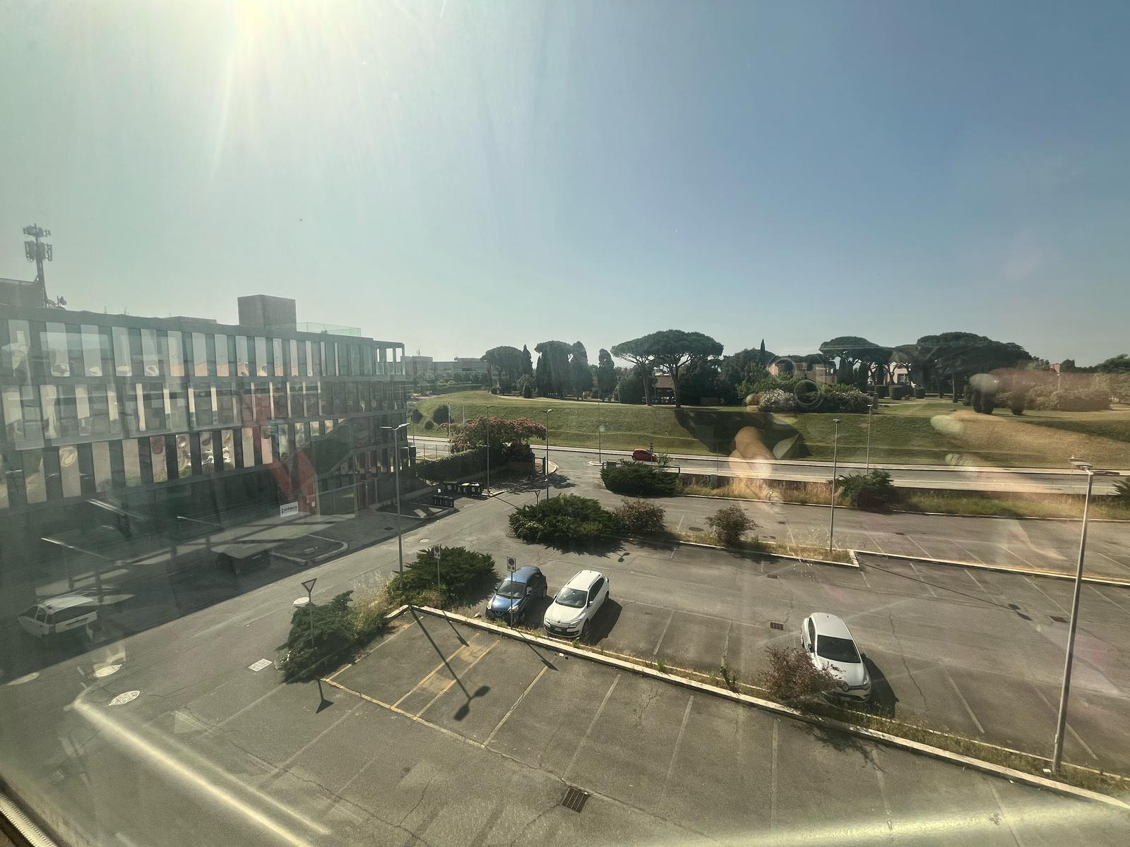 Tipologia Immobile: appartamento uso ufficio Provincia: roma Comune: roma Località: case rosse - sette camini Indirizzo: Via Giacomo Peroni