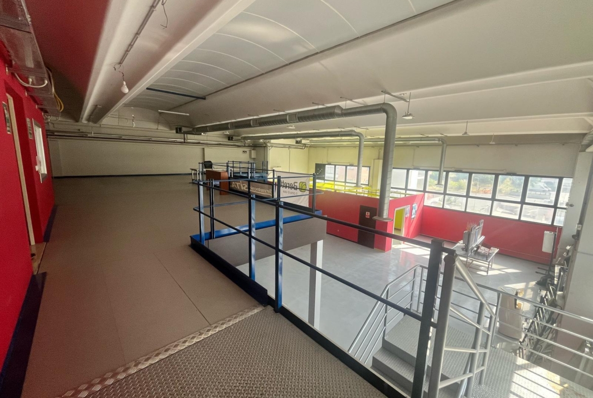 Tipologia Immobile: appartamento uso ufficio Provincia: roma Comune: roma Località: case rosse - sette camini Indirizzo: Via Giacomo Peroni