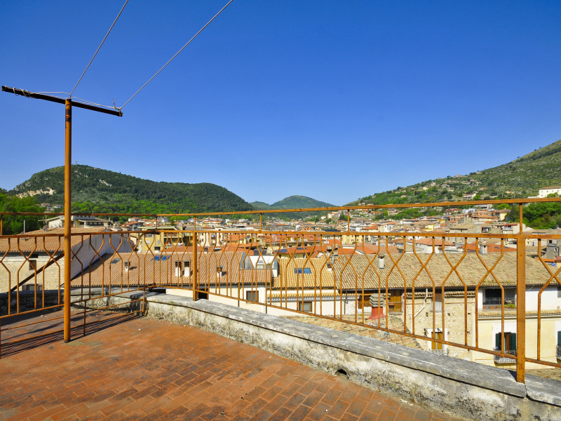 Tipologia Immobile: palazzo/terratetto Provincia: latina Comune: itri Località:  Indirizzo: Via Mamurra