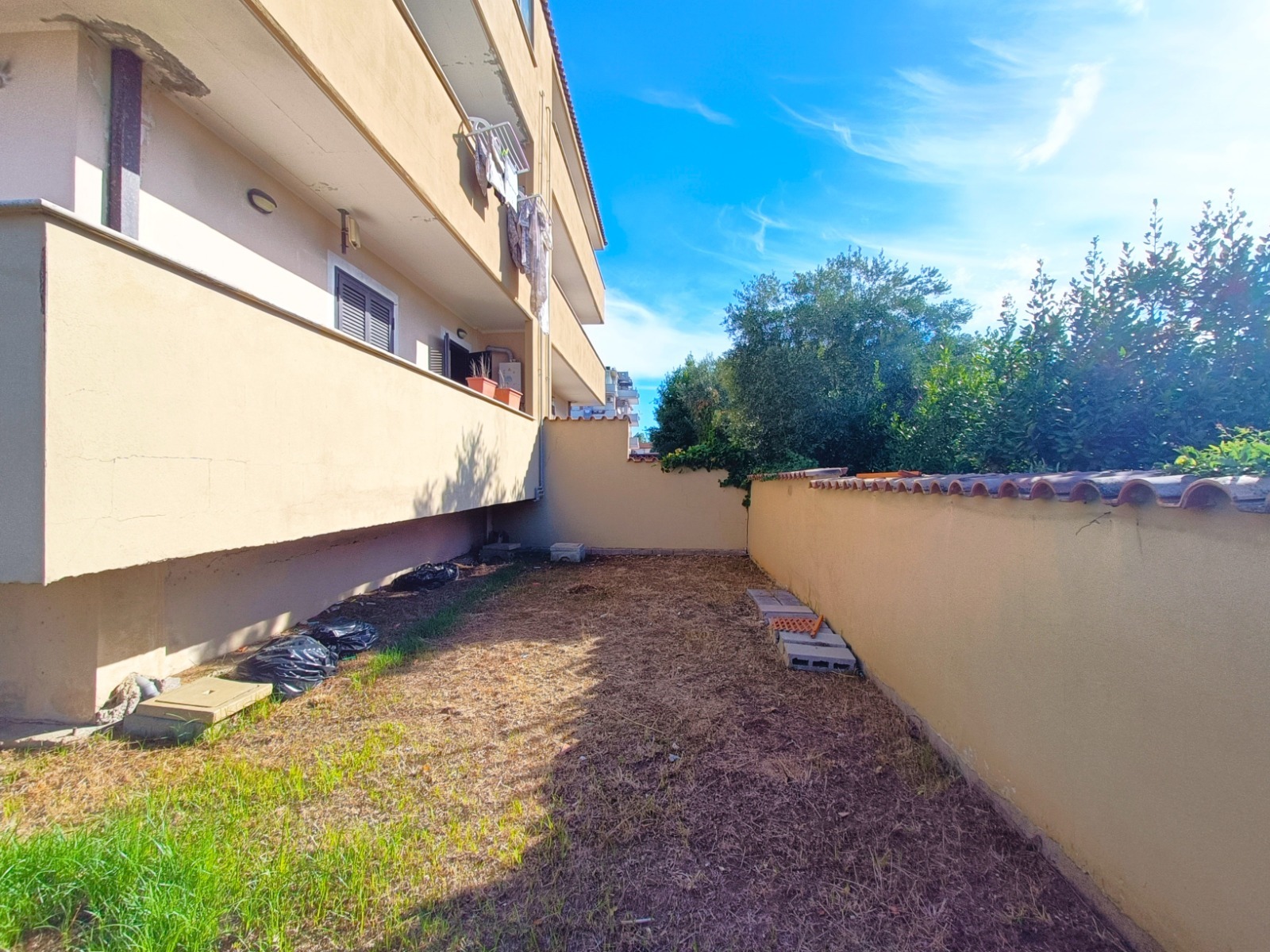 Tipologia Immobile: appartamento Provincia: roma Comune: ardea Località: tor san lorenzo Indirizzo: Via del Pettirosso