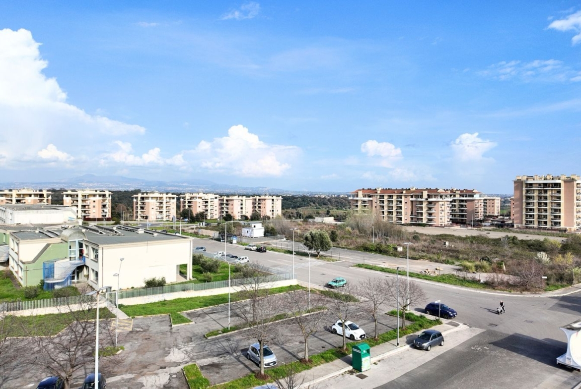Tipologia Immobile: appartamento Provincia: roma Comune: pomezia Località: centro urbano Indirizzo: Via Antonio Gramsci