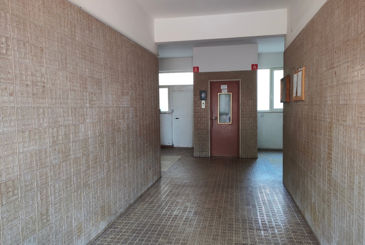 Tipologia Immobile: appartamento Provincia: roma Comune: pomezia Località: centro urbano Indirizzo: Via Zara