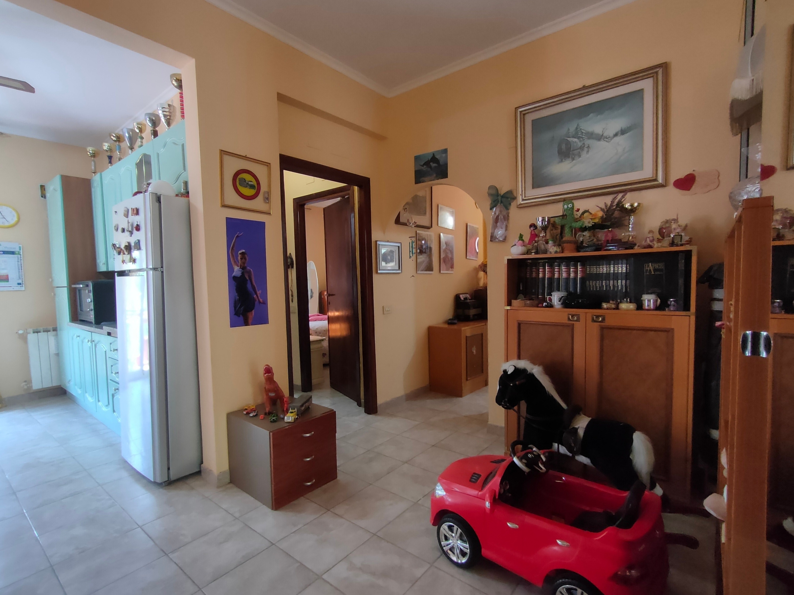 Tipologia Immobile: appartamento Provincia: roma Comune: pomezia Località: centro urbano Indirizzo: Via Zara