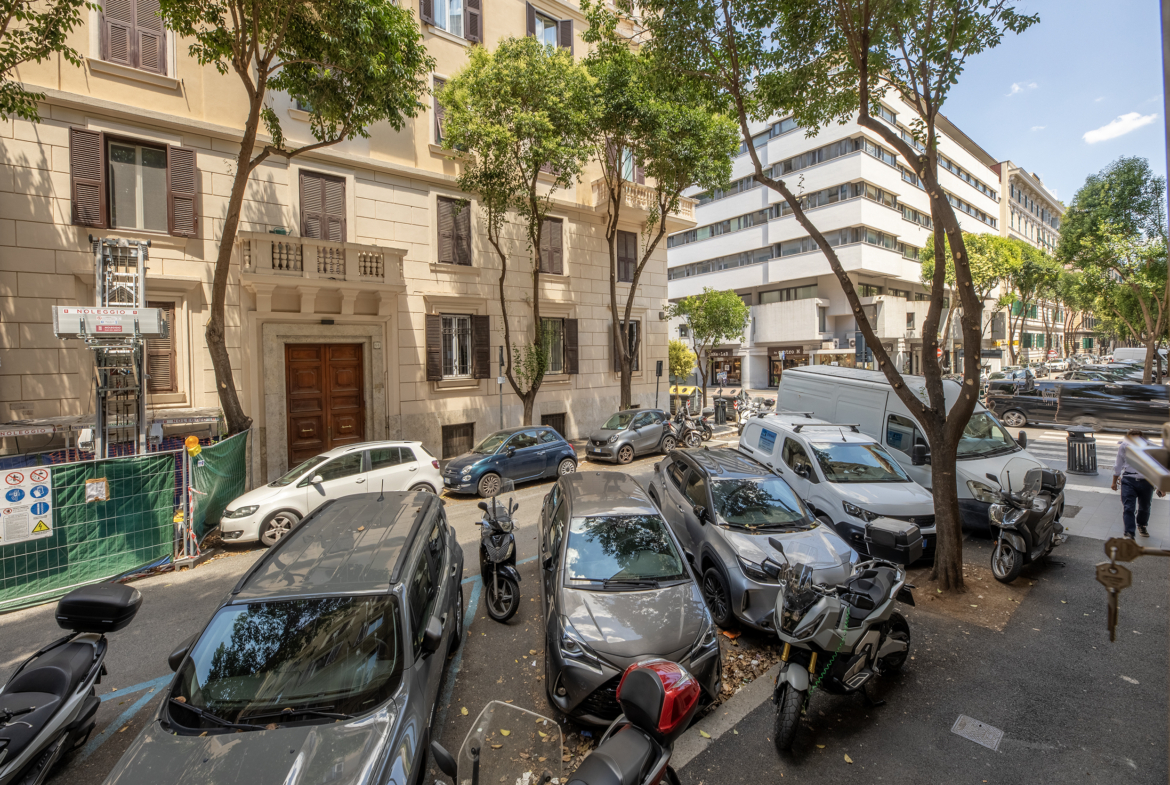 Tipologia Immobile: appartamento Provincia: roma Comune: roma Località: vaticano - borgo Indirizzo: Via Valadier