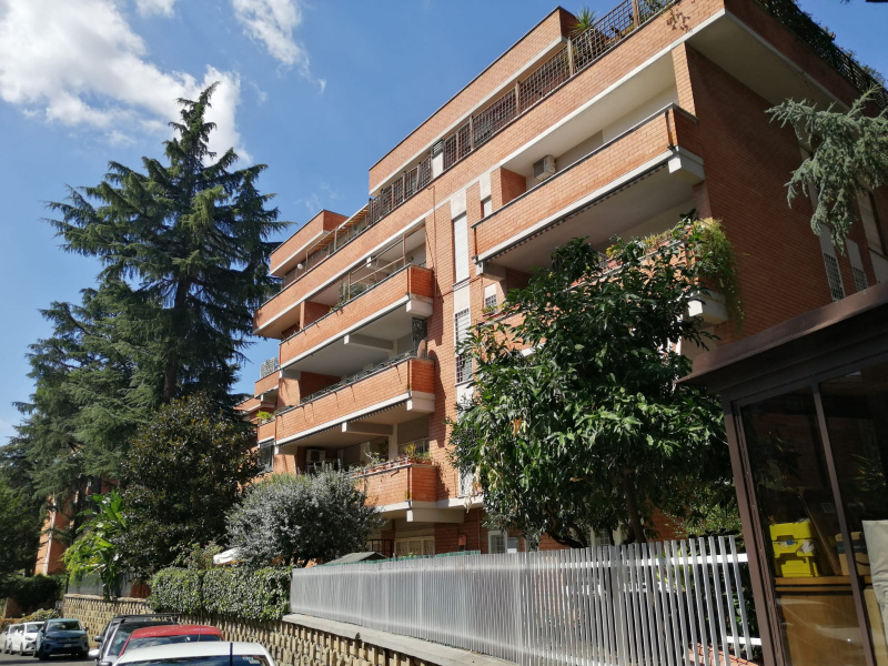 Tipologia Immobile: appartamento Provincia: roma Comune: roma Località: nuovo salario Indirizzo: Via Chiusi